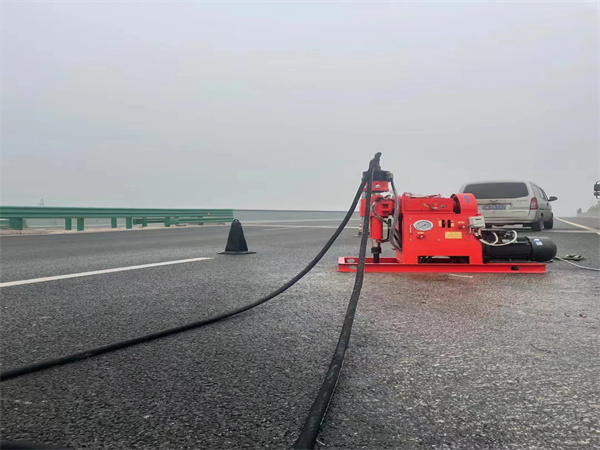 忻府马路路基路面开裂下沉注浆加固灌浆